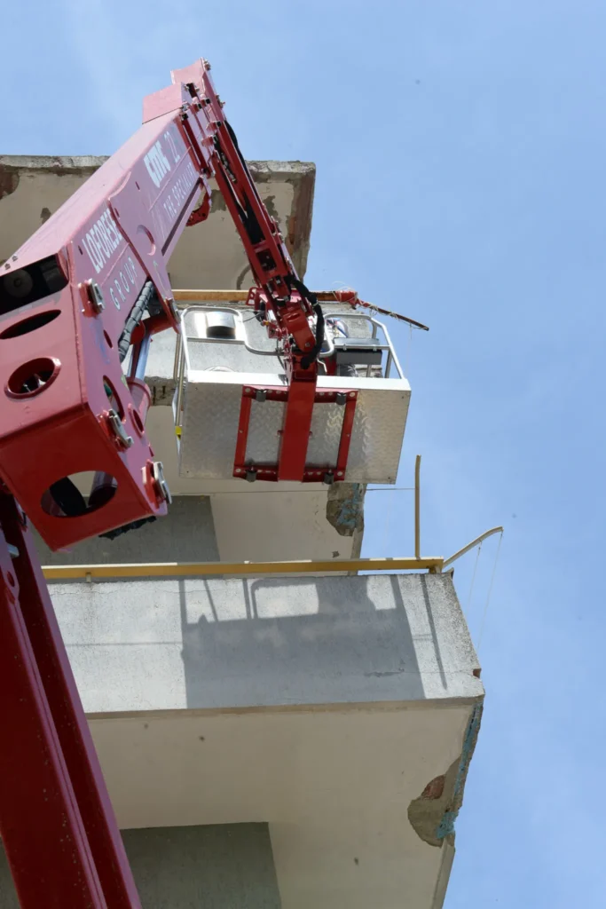 Lavorazioni in corso in un cantiere LoForese Group